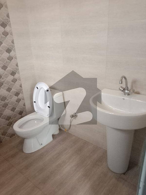 1st floor 1bedroom with attach washroom 1st floor 1bedroom with attach washroom