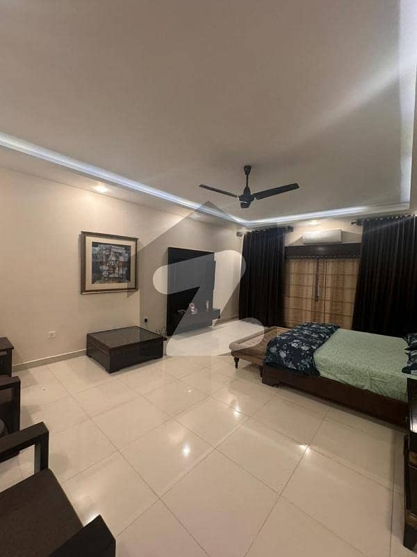 RENTAL 1280 YARDS BUNGALOW AT DHA PHASE 5.