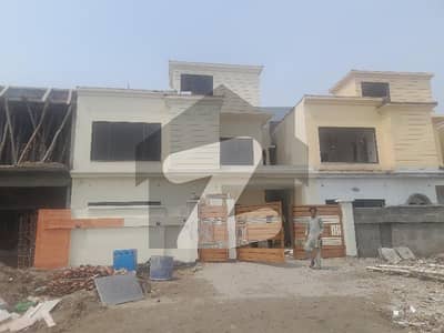 Prime Location 10 Marla House In DHA Defence