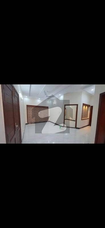 30x60 upper portion available for Rent in G-13