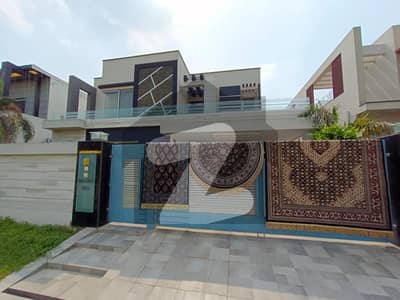 ڈی ایچ اے فیز 6 - بلاک ڈی فیز 6,ڈیفنس (ڈی ایچ اے),لاہور میں 3 کمروں کا 1 کنال بالائی پورشن 80.0 ہزار میں کرایہ پر دستیاب ہے۔