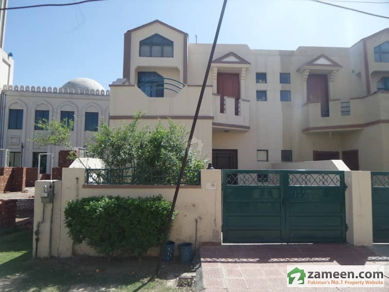 Lower Portion Is Available For Rent Lower Portion Is Available For Rent