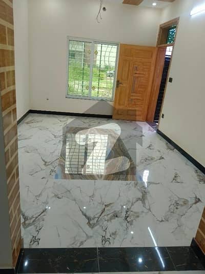 بنی گالہ اسلام آباد میں 2 کمروں کا 5 مرلہ مکان 1.35 کروڑ میں برائے فروخت۔