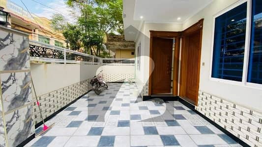 Low Price 10 Marla Single Story House For Sale urgent