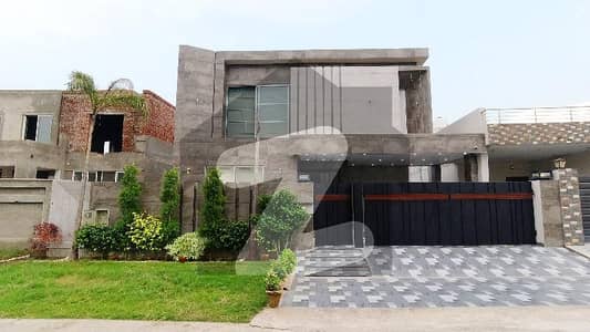 1 Kanal Luxury Brand New House For Sale