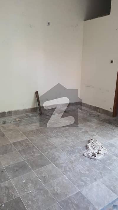 House Available For Rent In Paropi Araiyan