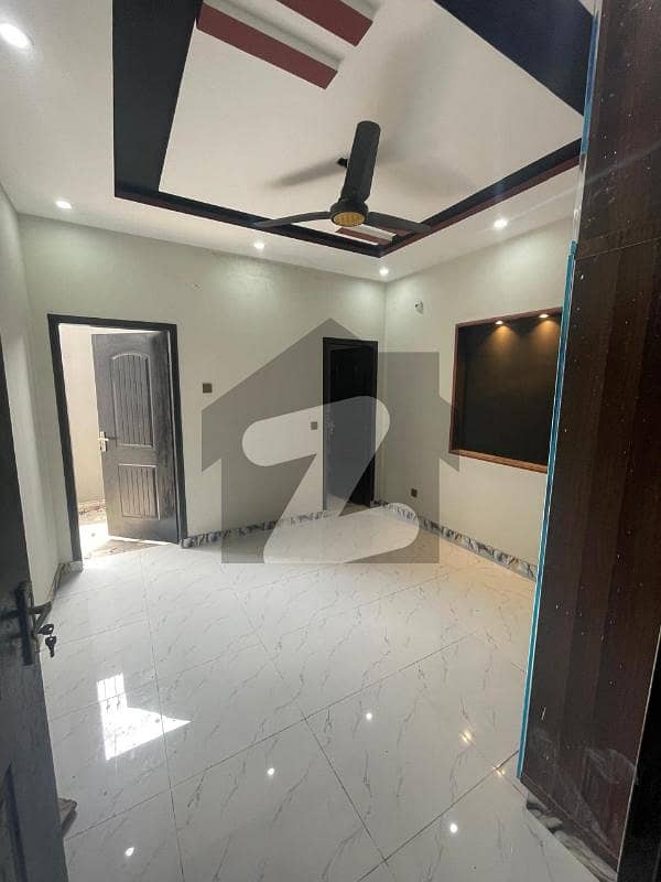 5 MARLA LOWER PORTION AVAILABLE FOR RENT 5 MARLA LOWER PORTION AVAILABLE FOR RENT