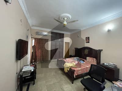 BEAUTIFULL 1 KANAL HOUSE FOR SALE AT IDEAL LOCATION OF JOHAR TOWN NEAR EMPORIUM MALL