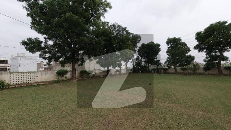 سعدی گارڈن - بلاک 4 سعدی گارڈن,سکیم 33,کراچی میں 10 مرلہ رہائشی پلاٹ 1.05 کروڑ میں برائے فروخت۔