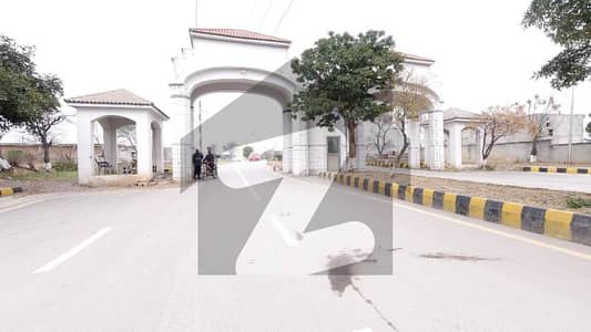 2 Kanal Plot For Sale In PECHS