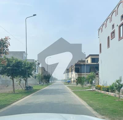 پارک ویو سٹی ۔ روز بلاک پارک ویو سٹی,لاہور میں 5 مرلہ رہائشی پلاٹ 95.0 لاکھ میں برائے فروخت۔