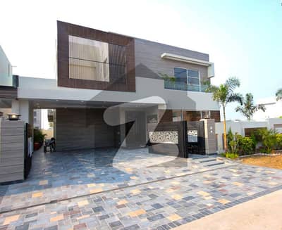 Near Gold Crest Mall-1 Kanal Luxury Bungalow On Top Location For Rent In DHA Phase 4 Lahore