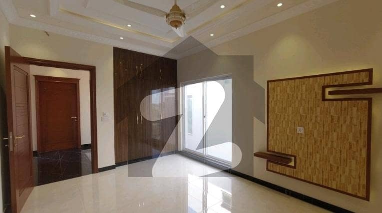 Punjab Small Industries Colony House Sized 14 Marla Punjab Small Industries Colony House Sized 14 Marla