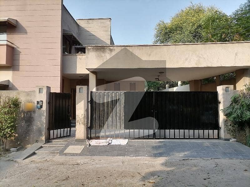 عسکری 11 عسکری,لاہور میں 4 کمروں کا 1 کنال مکان 2.25 لاکھ میں کرایہ پر دستیاب ہے۔ عسکری 11 عسکری,لاہور میں 4 کمروں کا 1 کنال مکان 2.25 لاکھ میں کرایہ پر دستیاب ہے۔
