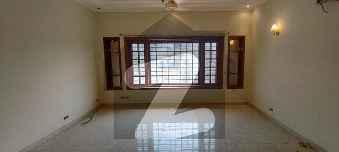 1000 Yards Bungalow For Rent Near Rahat Park West Open Ready To Move House At Most Attractive Location