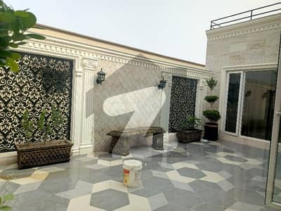ڈی ایچ اے فیز 6 - بلاک سی فیز 6,ڈیفنس (ڈی ایچ اے),لاہور میں 5 کمروں کا 1 کنال مکان 12.6 کروڑ میں برائے فروخت۔ ڈی ایچ اے فیز 6 - بلاک سی فیز 6,ڈیفنس (ڈی ایچ اے),لاہور میں 5 کمروں کا 1 کنال مکان 12.6 کروڑ میں برائے فروخت۔