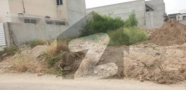 ٹیک ٹاؤن - بلاک بی ٹیک ٹاؤن (ٹی این ٹی کالونی),ستیانہ روڈ,فیصل آباد میں 1 کنال رہائشی پلاٹ 2.3 کروڑ میں برائے فروخت۔ ٹیک ٹاؤن - بلاک بی ٹیک ٹاؤن (ٹی این ٹی کالونی),ستیانہ روڈ,فیصل آباد میں 1 کنال رہائشی پلاٹ 2.3 کروڑ میں برائے فروخت۔