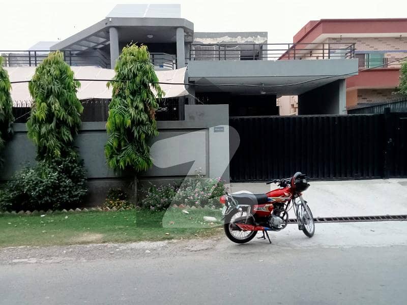 One Kanal Corner Used Modern Design Most Beautiful Bungalow For Sale At Prime Location Of DHA Lahore Near To Park &Amp; Commercial Market. One Kanal Corner Used Modern Design Most Beautiful Bungalow For Sale At Prime Location Of DHA Lahore Near To Park &Amp; Commercial Market.
