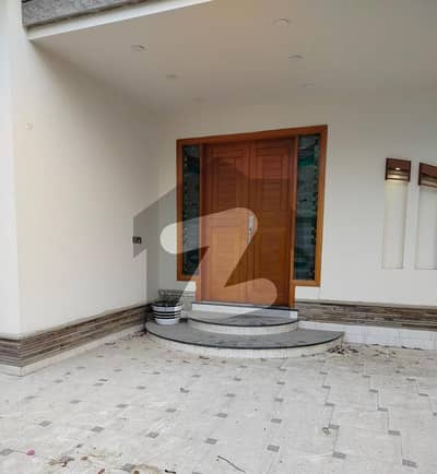 Khayabane Rahat Ready to Move 500 Yards Bungalow For Sale Dha Phase 6 near Hafiz walking Masjid