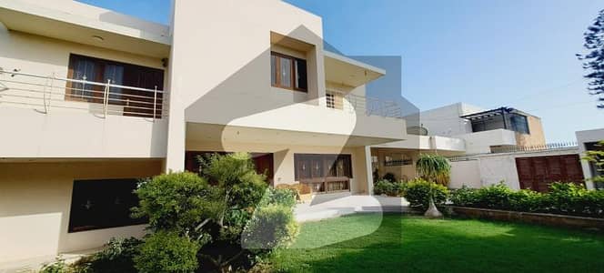 1000 yards jori Architect Designed Bungalows for sale DHA Phase 5 Karachi