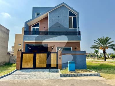 Majestic Abode 5 Marla Victroian Villa in Gujranwala