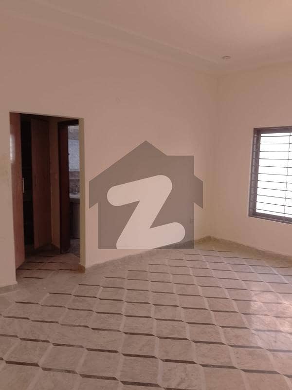 12 MARLA HOUSE AVAILABLE FOR SALE IN TARIQ GARDENS 12 MARLA HOUSE AVAILABLE FOR SALE IN TARIQ GARDENS