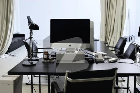 شاہراہِ فیصل کراچی میں 8 کمروں کا 2 کنال دفتر 15.0 لاکھ میں کرایہ پر دستیاب ہے۔