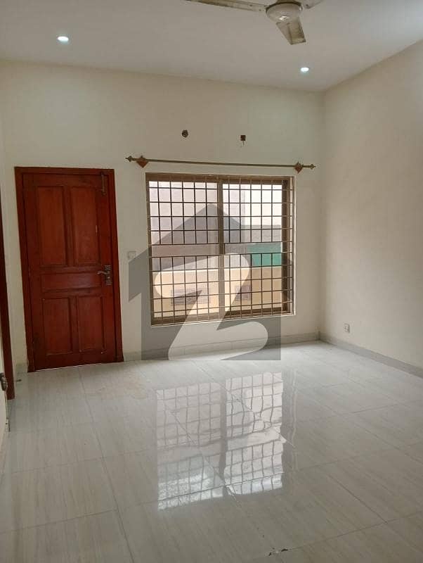 25*40 Full house available for rent in G-13 Islamabad