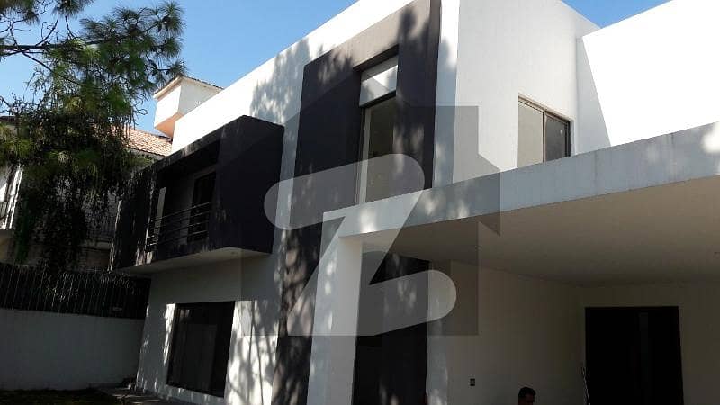 HOUSE FOR RENT IN E-7 HOUSE FOR RENT IN E-7