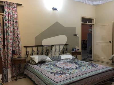 نارتھ کراچی ۔ سیکٹر 11بی نارتھ کراچی,کراچی میں 4 کمروں کا 16 مرلہ مکان 9.0 کروڑ میں برائے فروخت۔