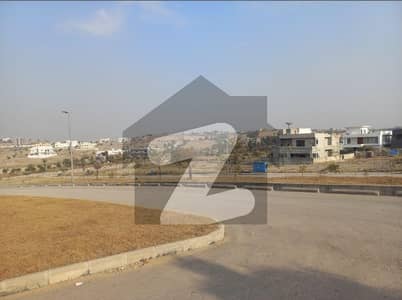 1 Kanal Investor Rate Plot For Sale In Sector F , DHA Phase 5 , Islamabad