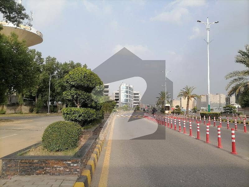 DHA LAHORE PHASE. 8 CCA3 Plot DHA LAHORE PHASE. 8 CCA3 Plot