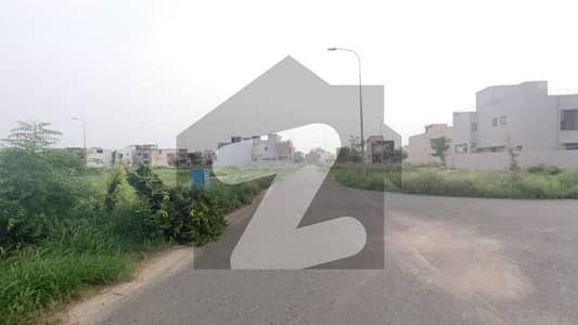 5.85 MARLA CORNER TOP LOCATION VERY CHEAP PRICE FOR SALE IN DHA PHASE 9 TOWN BLOCK B.