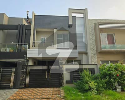 5 Marla House for Sale in Paragon City Block wood