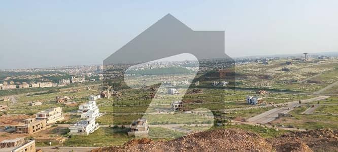 1 Kanal CORNER With Extra Land Back Open Top Hight Location Solid Land Ready To Contraction Plot For Sale