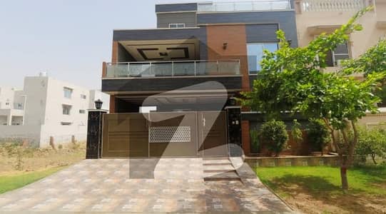 10 Marla Luxury Brand New House For Sale In Lda Avenue 1 Hot Location