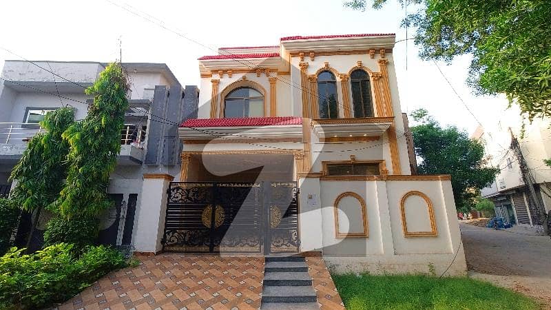 Gorgeous Corner 7 Marla House For sale Available In Punjab Small Industries Colony Gorgeous Corner 7 Marla House For sale Available In Punjab Small Industries Colony