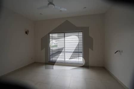 1 Kanal Beautiful Upper Portion For Rent In DHA Phase 6, N Block