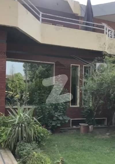 ڈی ایچ اے فیز 1 - بلاک کے فیز 1,ڈیفنس (ڈی ایچ اے),لاہور میں 5 کمروں کا 1 کنال مکان 6.95 کروڑ میں برائے فروخت۔ ڈی ایچ اے فیز 1 - بلاک کے فیز 1,ڈیفنس (ڈی ایچ اے),لاہور میں 5 کمروں کا 1 کنال مکان 6.95 کروڑ میں برائے فروخت۔