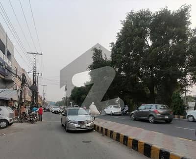 50 front Life Time commercial Property For sale In Faisal Town - Block B Lahore Is Available Under Rs. 120000000 50 front Life Time commercial Property For sale In Faisal Town - Block B Lahore Is Available Under Rs. 120000000