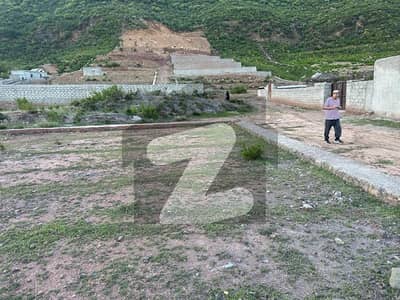 In Shah Allah Ditta 10 Marla Residential Plot For Sale