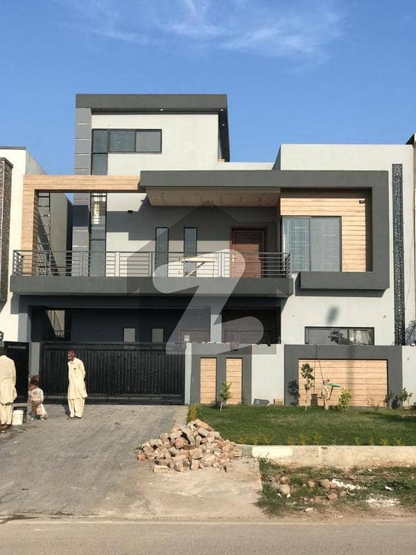 جی ۔ 14/4 جی ۔ 14,اسلام آباد میں 6 کمروں کا 14 مرلہ مکان 2.6 لاکھ میں کرایہ پر دستیاب ہے۔ جی ۔ 14/4 جی ۔ 14,اسلام آباد میں 6 کمروں کا 14 مرلہ مکان 2.6 لاکھ میں کرایہ پر دستیاب ہے۔
