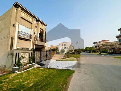 5 Marla Plot For Sale In Diamond Block Allama Iqbal Town Lahore