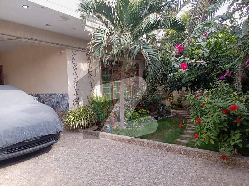 2 Unit Bungalow For Rent With Basement Prime Location In Phase 7 ...