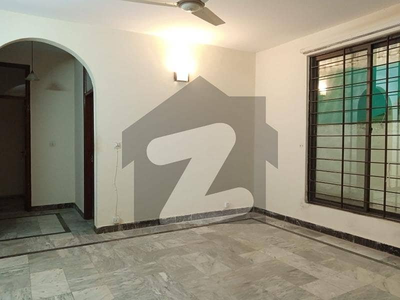 F-8 HOUSE FOR SALE PRIME LOCATION MARGALA FACING F-8 HOUSE FOR SALE PRIME LOCATION MARGALA FACING