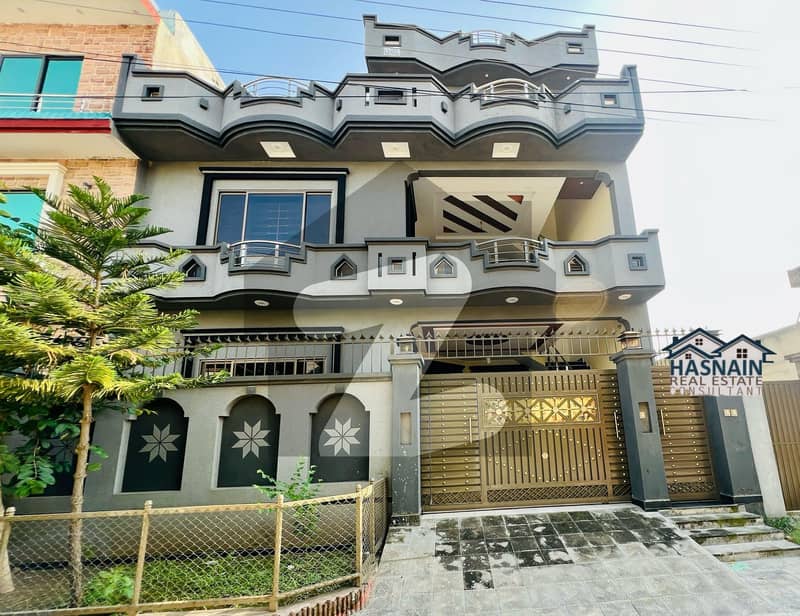 10 Marla 2.5 Storey Beautiful House For Sale 10 Marla 2.5 Storey Beautiful House For Sale