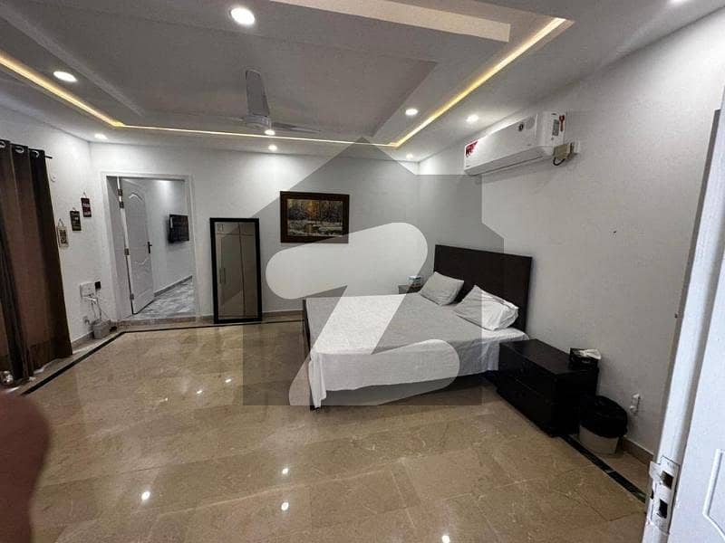 1 Kanal Penthouse Available For Rent In E-11 1 Kanal Penthouse Available For Rent In E-11