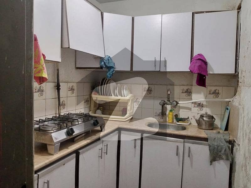 INVESTMENT OPPORTUNITY 2 BED LOUNGE FLAT AVAILABLE INVESTMENT OPPORTUNITY 2 BED LOUNGE FLAT AVAILABLE