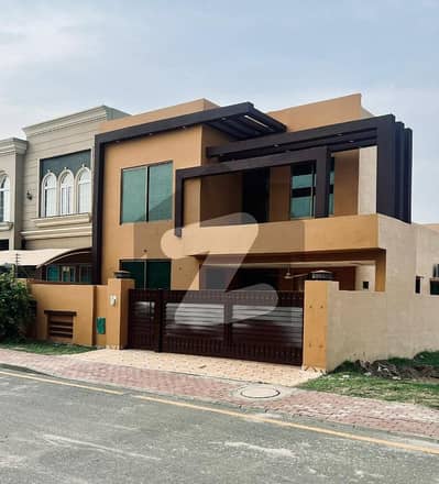 10 Marla Used House For Sale In Talha Block Bahria Town Lahore 10 Marla Used House For Sale In Talha Block Bahria Town Lahore