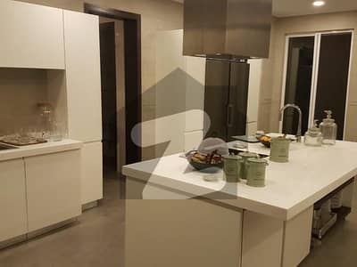 ایف ۔ 6 اسلام آباد میں 5 کمروں کا 1 کنال مکان 33.0 کروڑ میں برائے فروخت۔